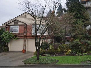 2718 NW Quimby St, Portland, OR 97210
