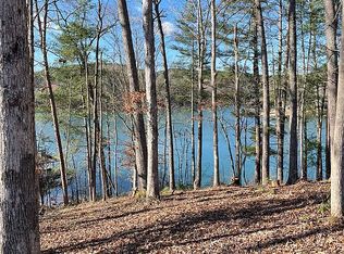 458 Peninsula Rdg, Sunset, SC 29685