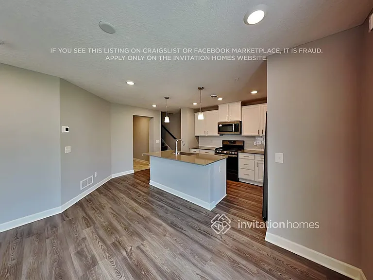 1258 Upper 142nd St E — Photo 6