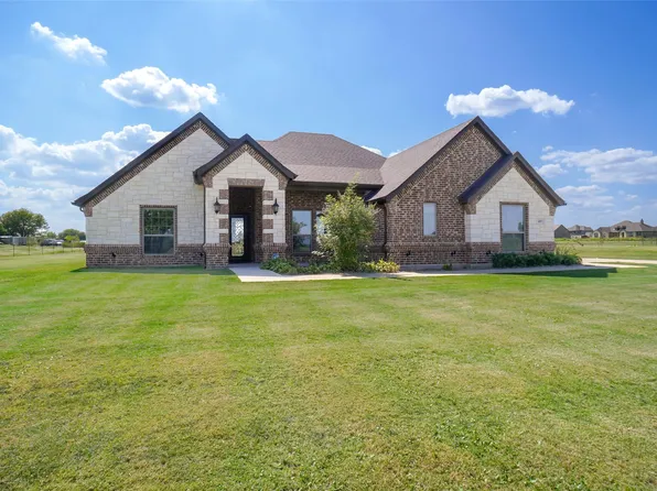 485 Honeysuckle, Paradise, TX 76073