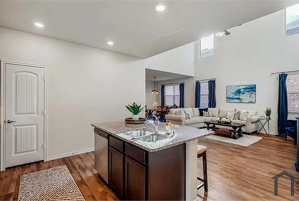 2429 Dolostone Dr — Photo 18