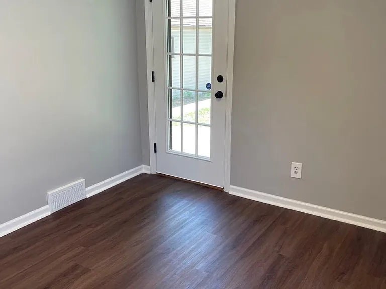 66 Woodridge Ave — Photo 10