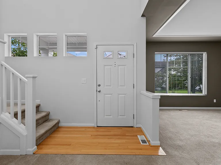 2410 88th Dr NE — Photo 3