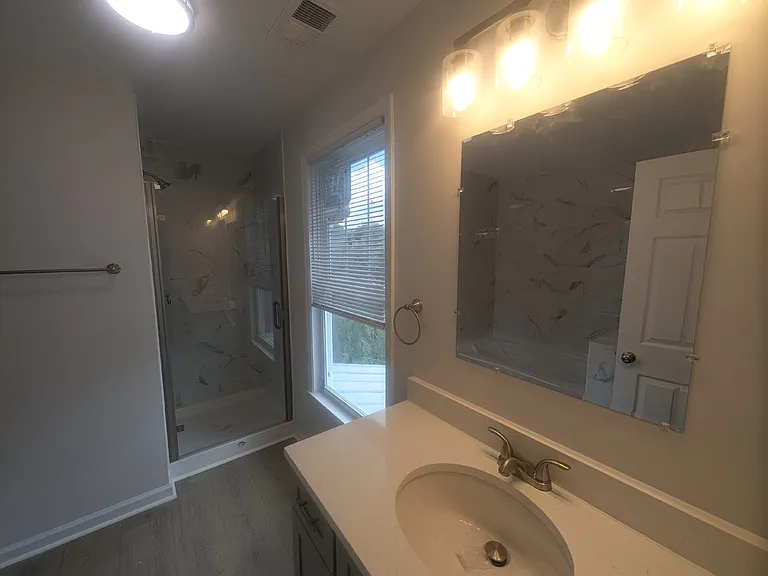 178 Brady St — Photo 15