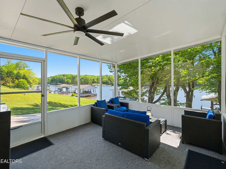28th image of 235 Phillips Dr