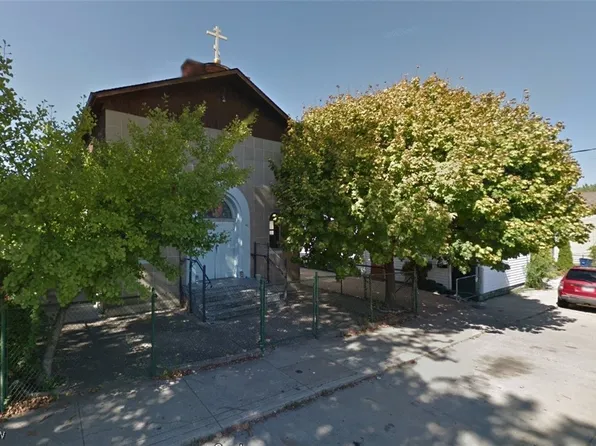 1350 W 69th St, Cleveland, OH 44102