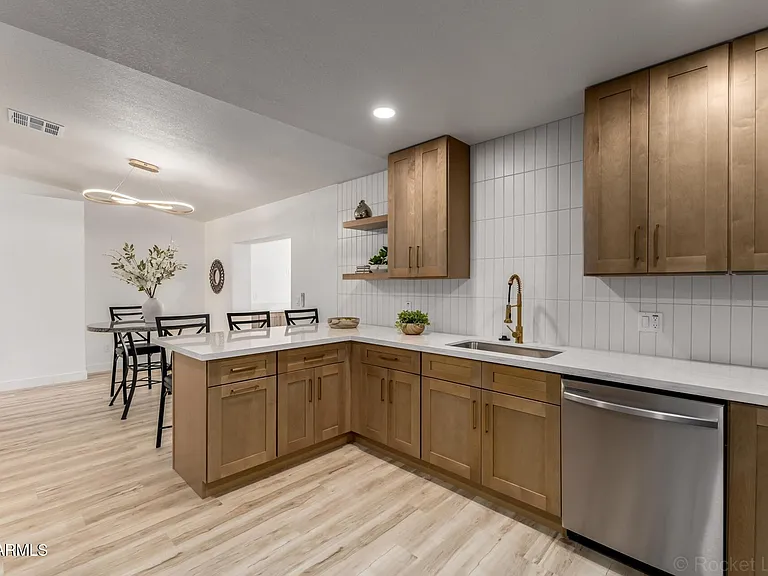 4749 E Contessa St — Photo 12
