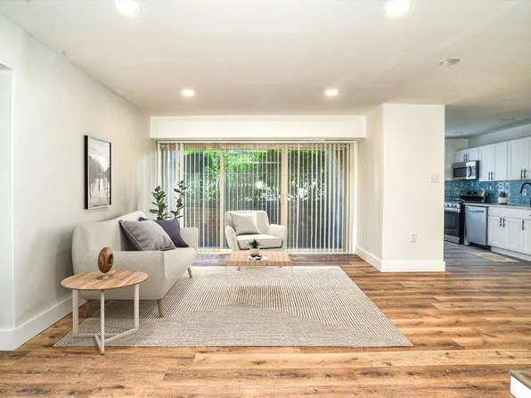 Townley Apartments