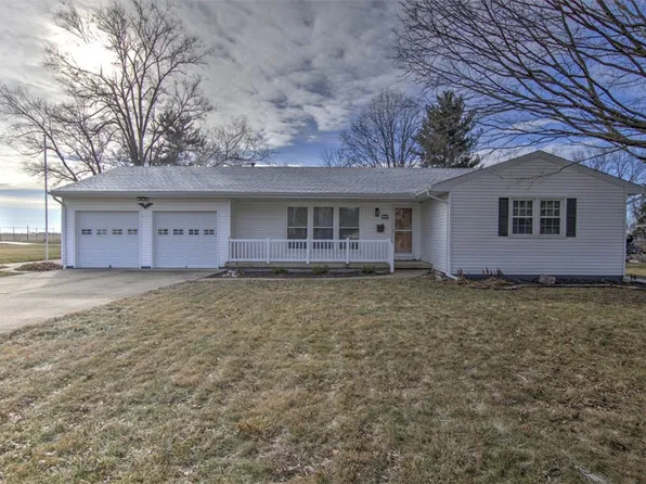 295 N Country Club Rd, Decatur, IL 62521