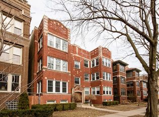 1322 W Albion Ave APT 3, Chicago, IL 60626