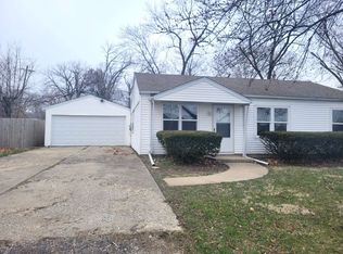 5217 N Hamilton Rd, Peoria, IL 61614