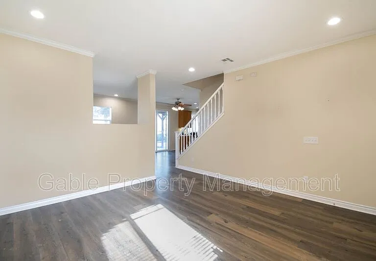 37400 Queen Anne Pl — Photo 17