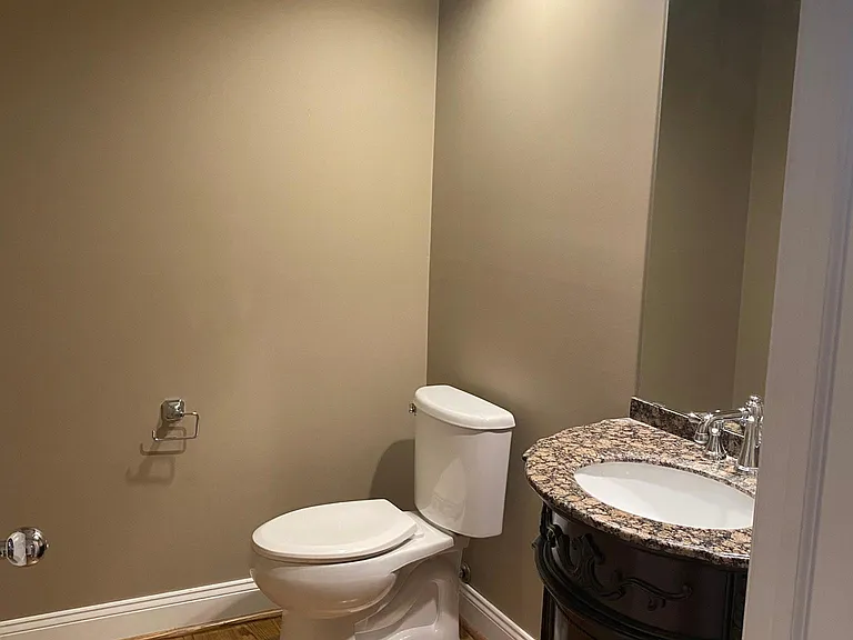 4043 W Maple Rd #D103 — Photo 9