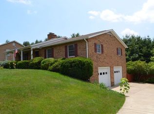 815 Greenbriar Dr, Harrisonburg, VA 22801
