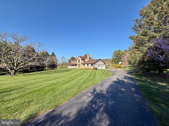 3rd image of 8001 Mapleville Rd