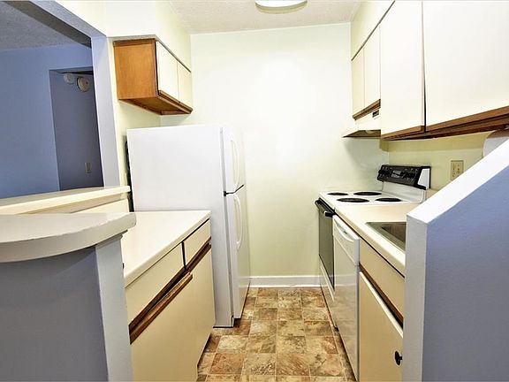 5th image of 80 Cape Dorey Dr