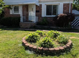 25825 Waldorf St, Roseville, MI