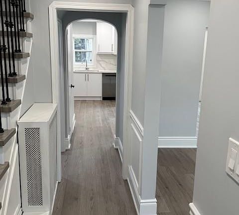 5th image of 2091 Avenue Rd