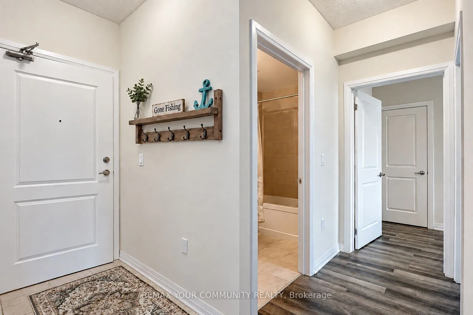2 bed, $2,700 — Photo 3