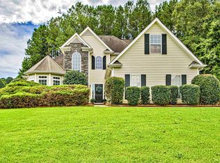 100 Ivy Ln, Senoia, GA