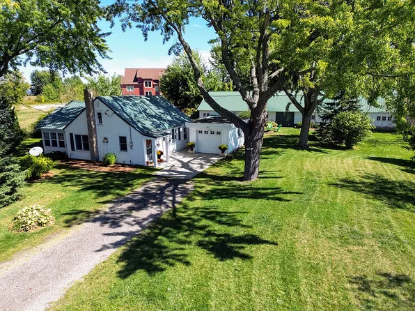 2954 72nd Ave, Zeeland, MI 49464