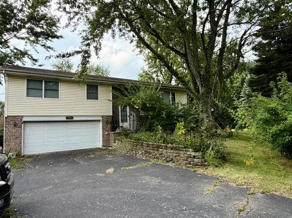 17612 Alabama St, Lowell, IN 46356