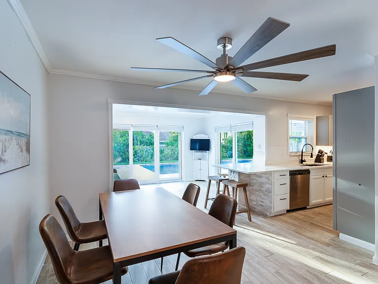 642 Bunting Dr — Photo 18