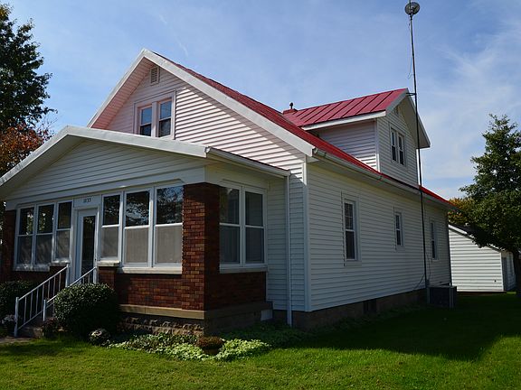 Front Right Side View