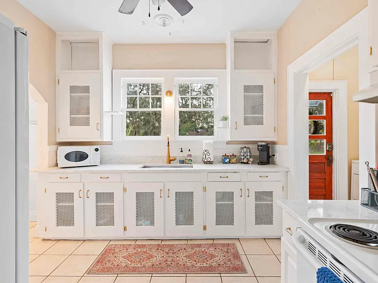 2131 King Ave — Photo 10