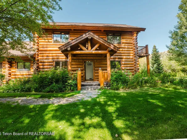 605 Lakota Ln, Jackson, WY 83001