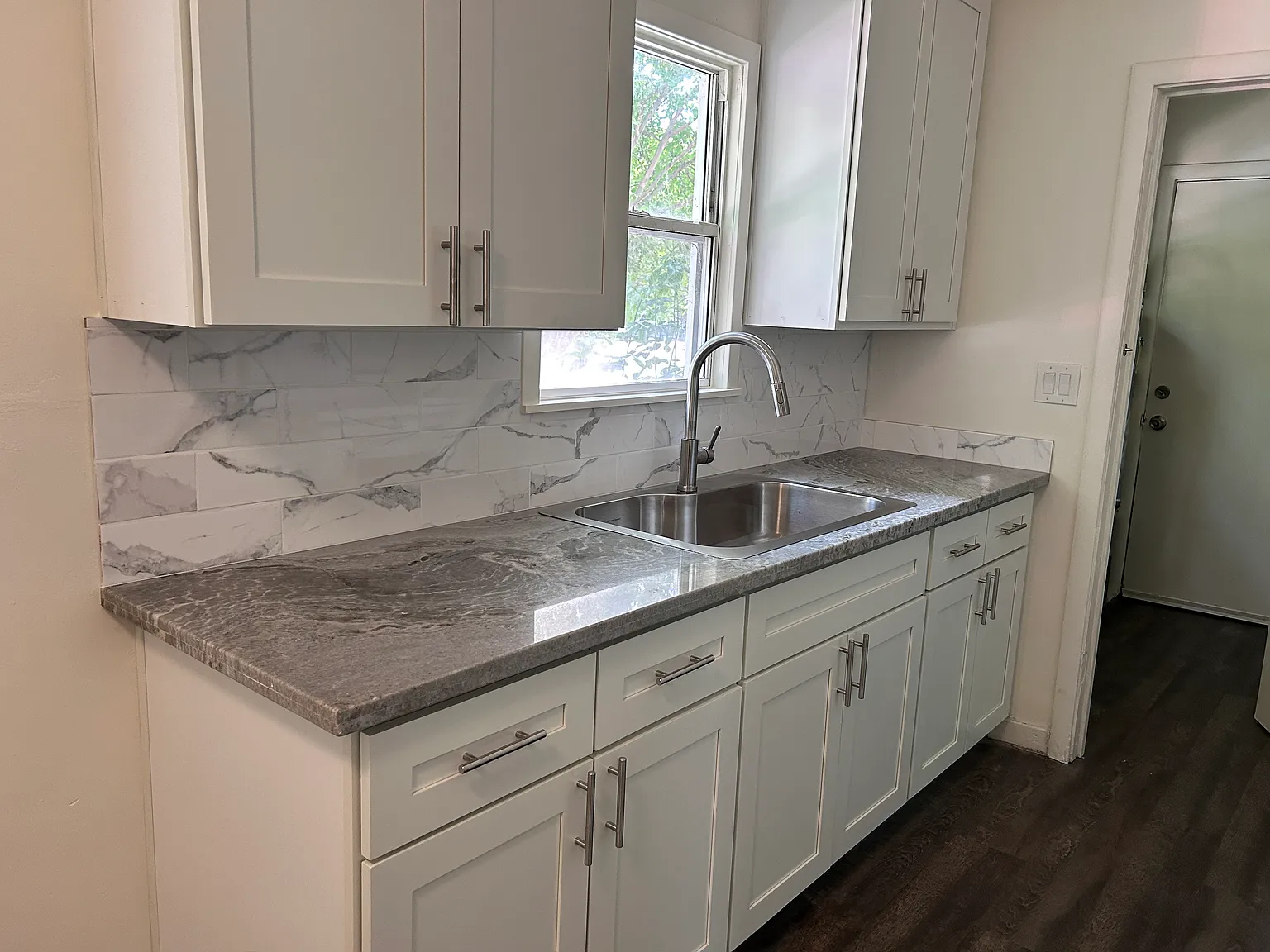 1 bed, 850 sqft, $1,625 — Photo 3