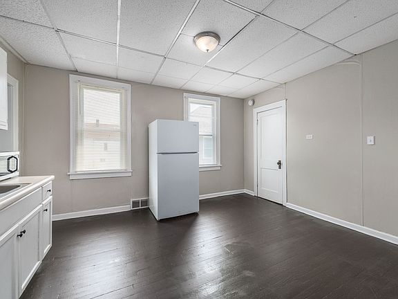 5th image of 6729 Forman Ave #2