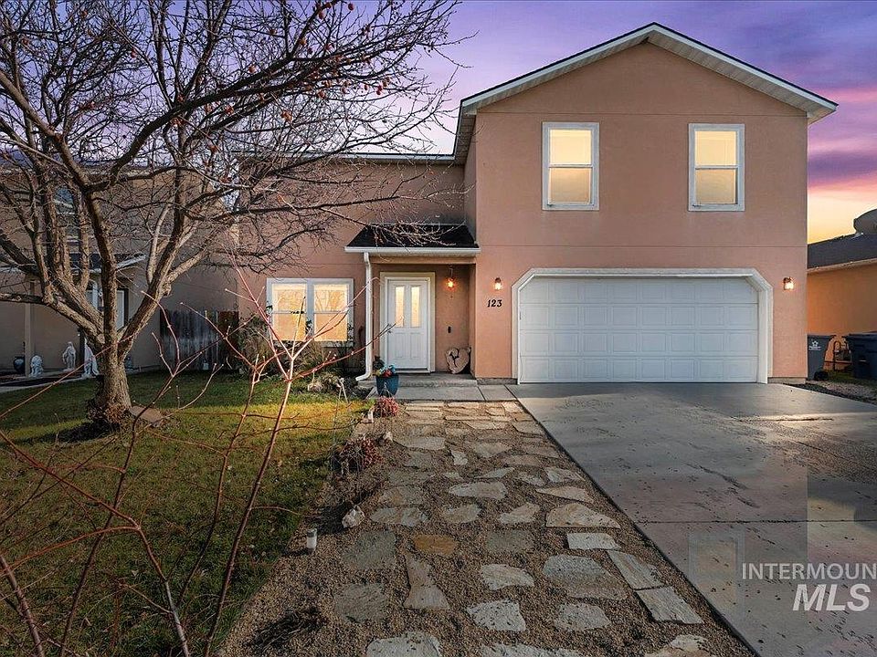 1st image of 123 Parkland Way