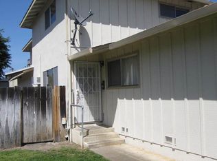 1211 Juniper Dr APT B, Gilroy, CA 95020