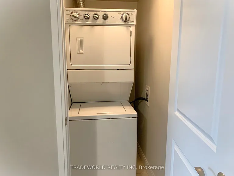 88 Broadway Ave #306 — Photo 13