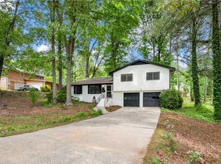 671 Shannon Green Cir SW, Mableton, GA