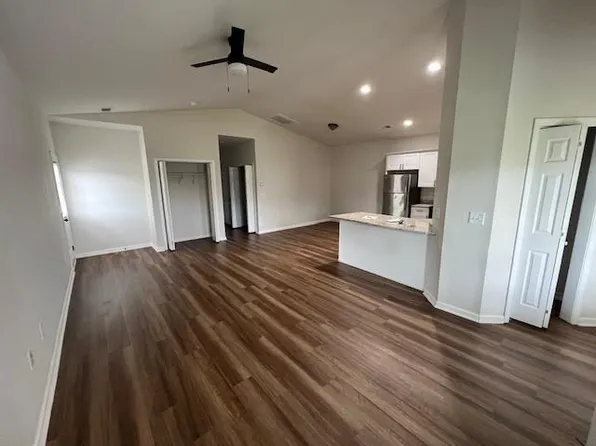 121 Mill St, Royston, GA 30662