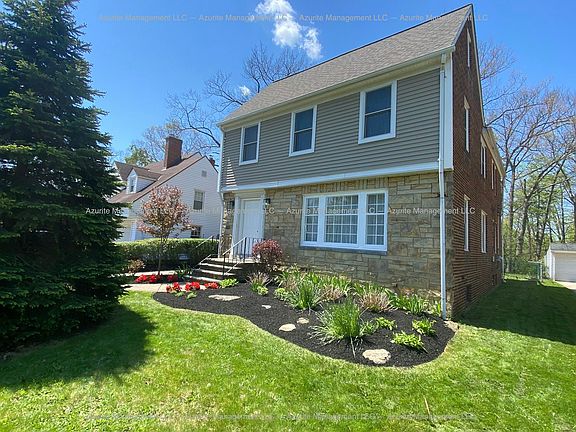 3rd image of 2400 Ashurst Rd #1
