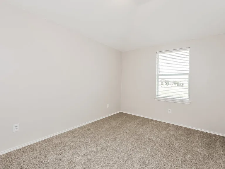 2628 Loch Wood Dr — Photo 13