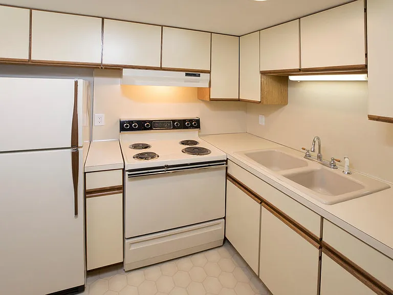 4700 Church Ln — Photo 25