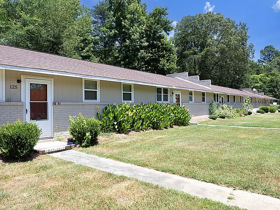 2nd image of 2801 McKinley Ln #143