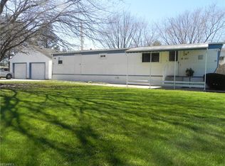 3857 Durst Clagg Rd, Cortland, OH 44410