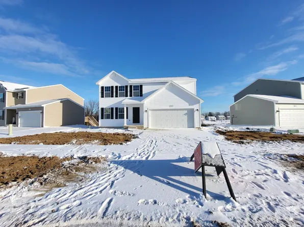 2677 Blooming Bud Ln, Kentwood, MI 49508
