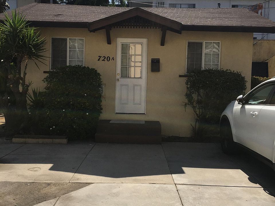 Frontage of unit