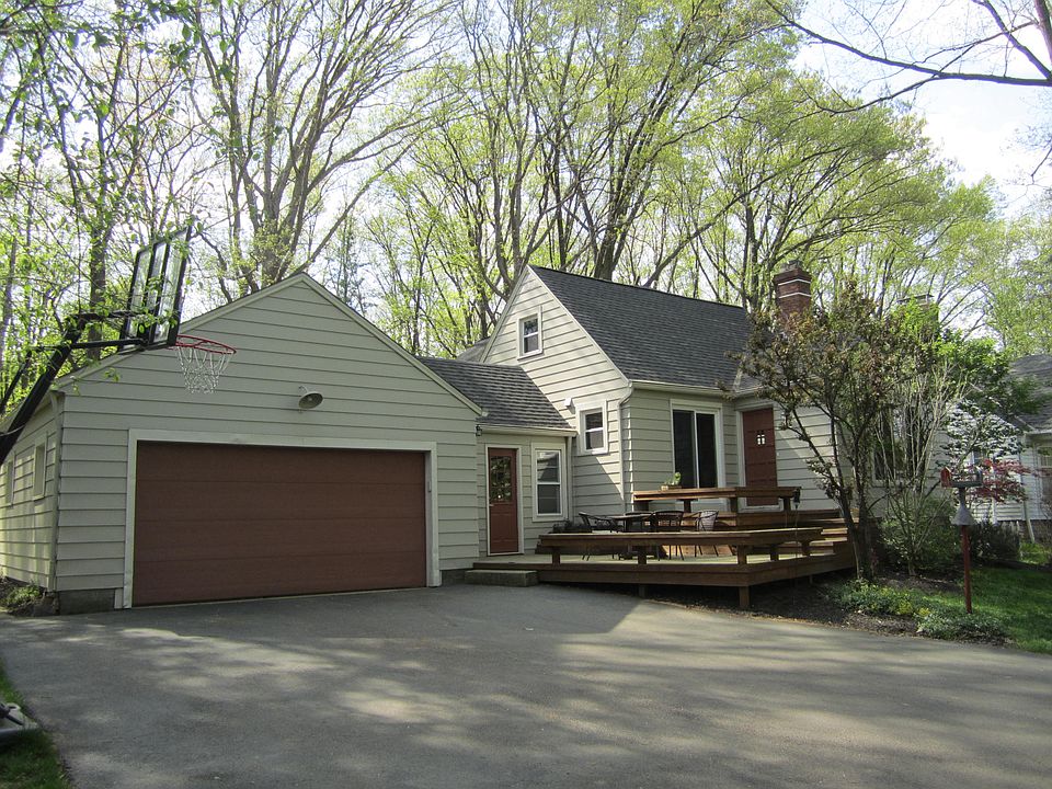 1st image of 7968 Skyline Dr