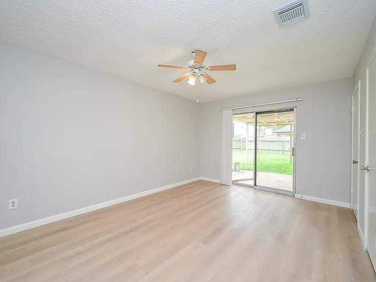 22523 Archibald Blair Ln — Photo 32
