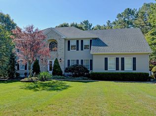 61 Paint Island Spring Rd, Millstone Township, NJ 08510