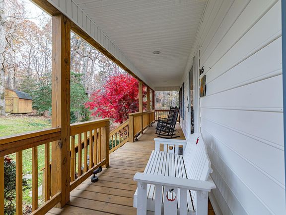 2nd image of 845 Lees Point Dr