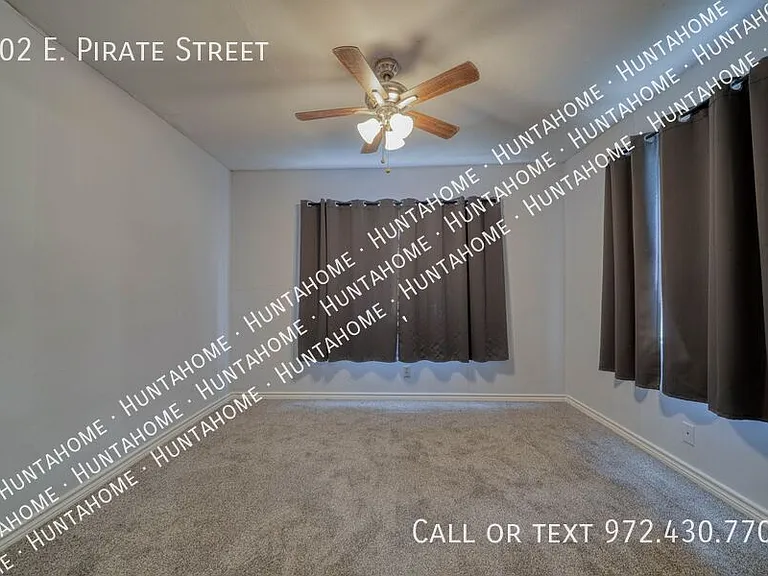 102 E Pirate St — Photo 10
