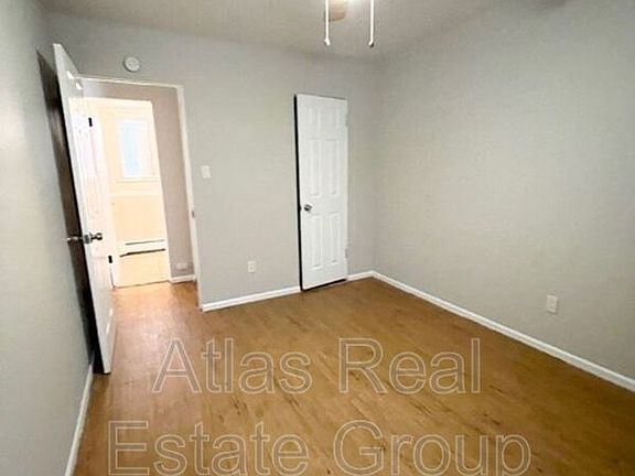 4th image of 3128 N Arcadia St Unit 121
